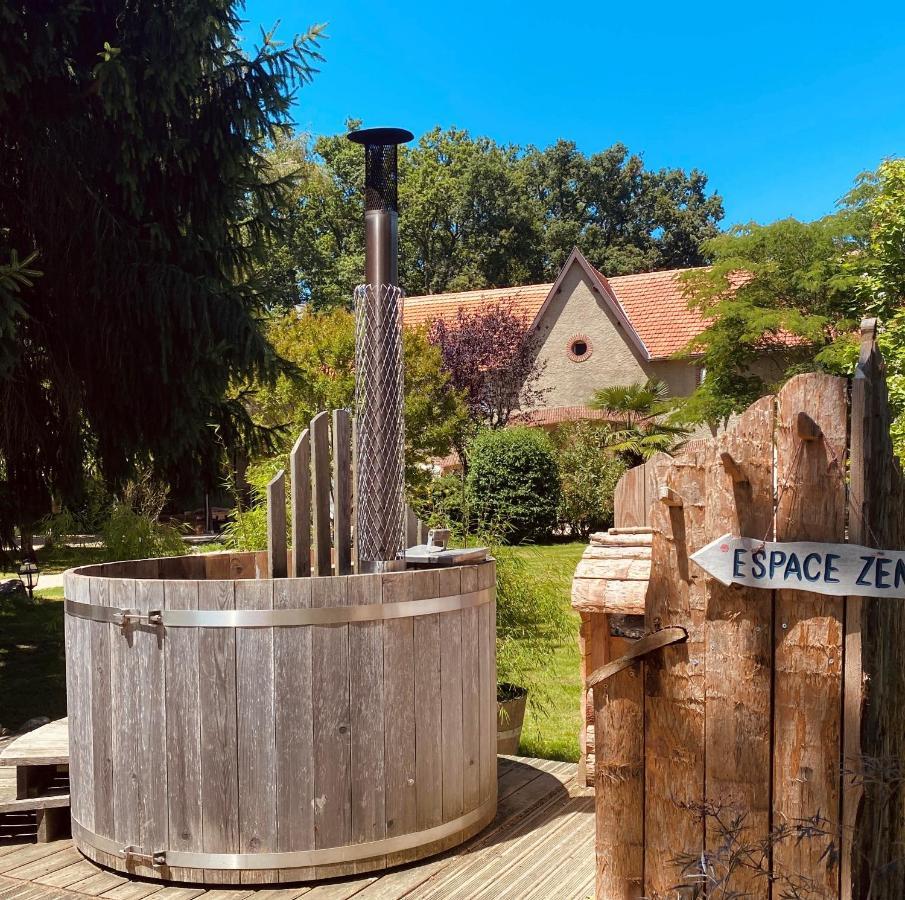 Les Yourtes Du Bearn - Domaine Des Deux Clos Panzió Pontiacq-Viellepinte Kültér fotó